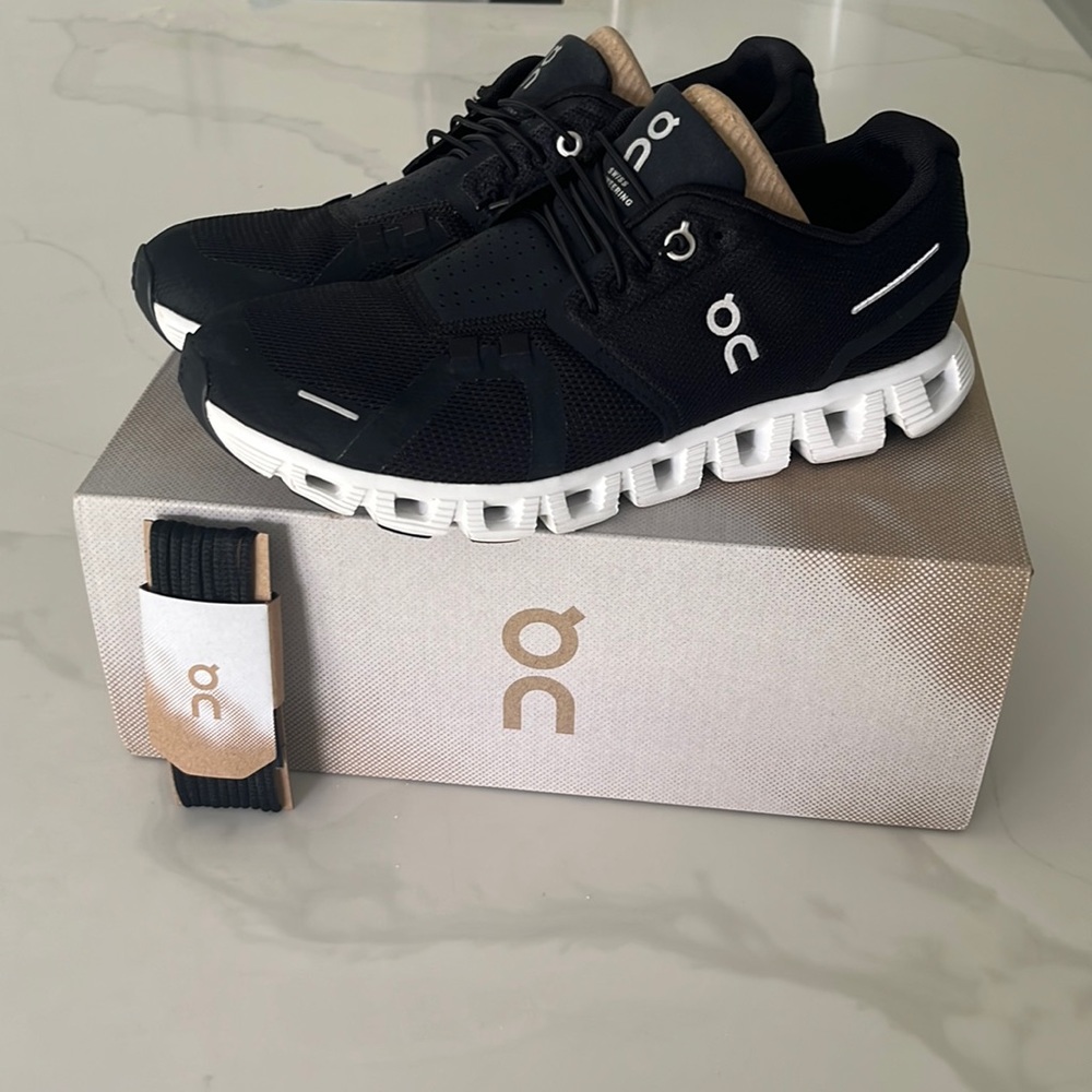 SOLD Women’s On Cloud 5 Black & White Size 8.5- New With Box- Bought Wrong Size-